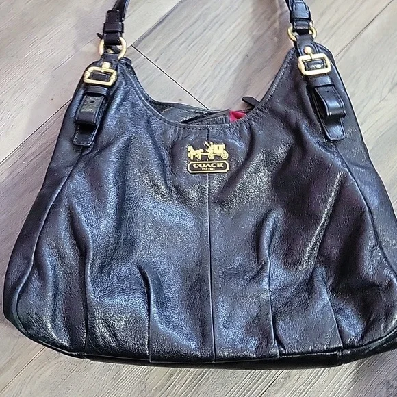 Purse - Picture 2 of 4